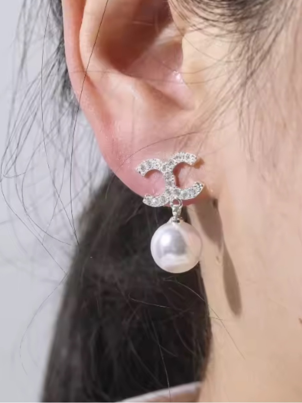 Crystal Logo Pearl Drop Earrings - Silver White